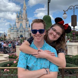 Meet your Posher, Abbey